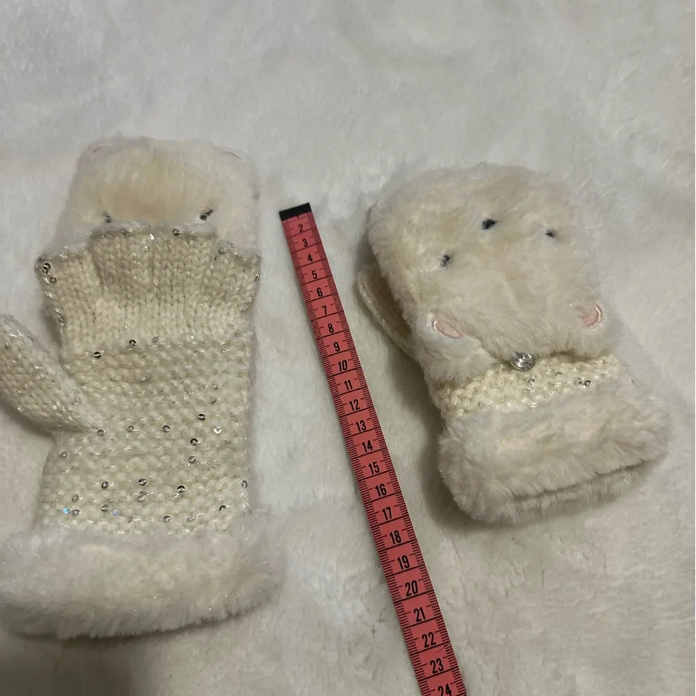 Kids Polar Bear White Sparkle Mittens Cute Design Dimond Open & Close No Damages